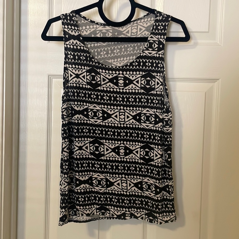 Men’s graphic tank top. Black and white.